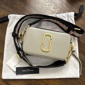 Marc Jacobs White and Black Crossbody Bag with Gold Accents